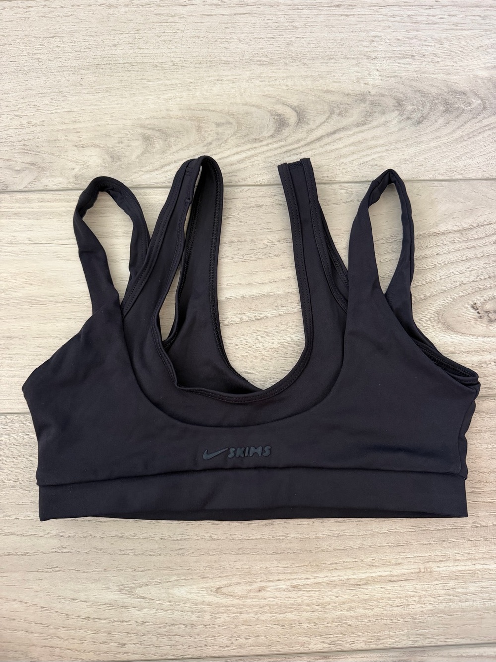 Nike x SKIMS NikeSKIMS Black Double-Strap Scoop Sports Bra, Size S